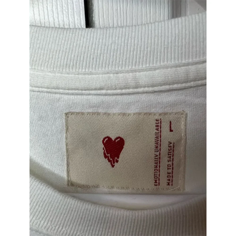 Emotionally Unavailable Unisex Graphic T-Shirt White Large Short Sleeve - Picture 5 of 7